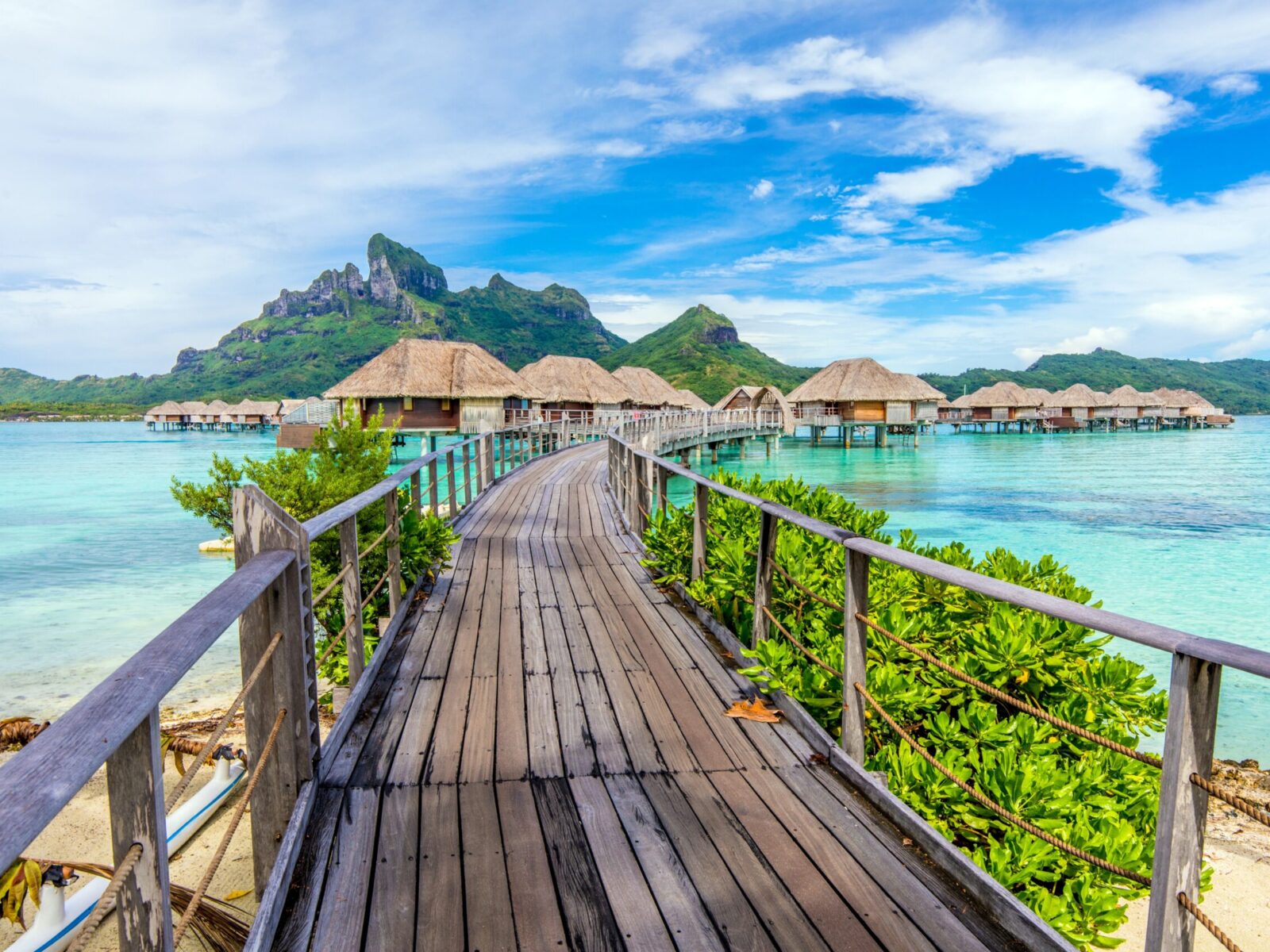 Overwater,Bungalows,In,Bora,Bora,,French,Polynesia;,Tropical,Paradise