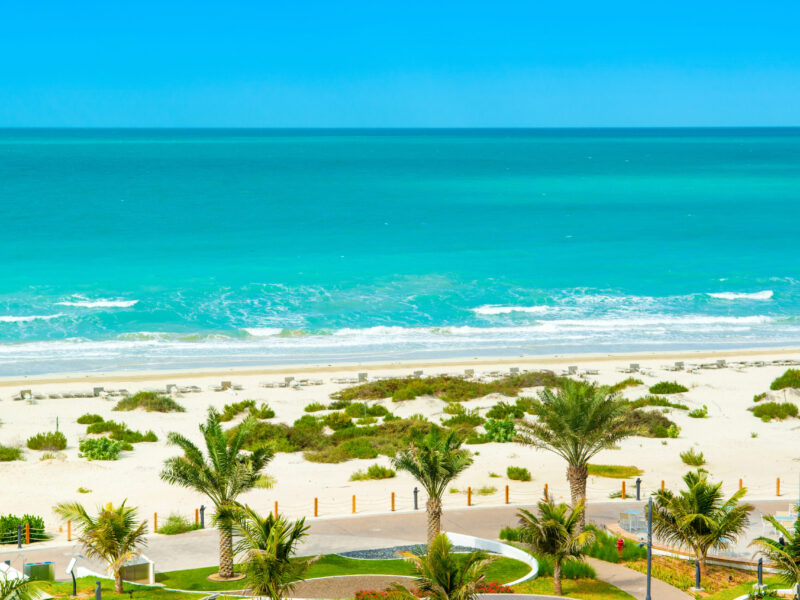 Beautiful,Landscape,Of,Clear,Turquoise,Ocean,And,Sandy,Beach,In