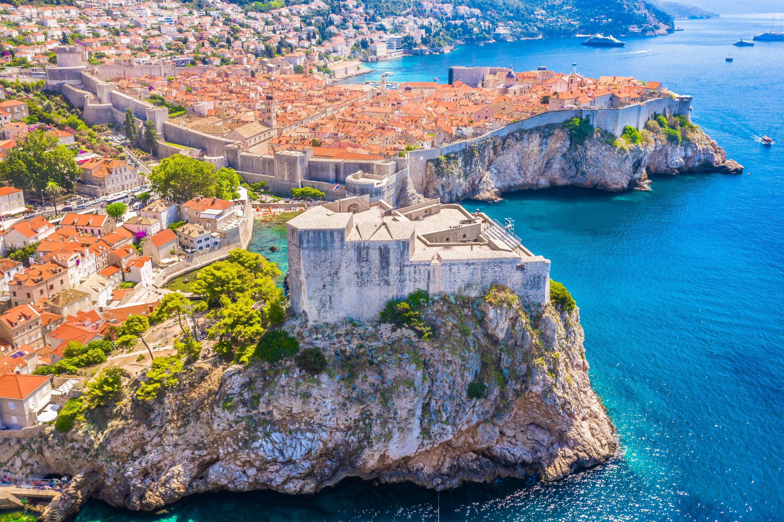 A,Stunning,View,From,Behind,Fort,Lovrijenac,In,Dubrovnik,,Croatia,