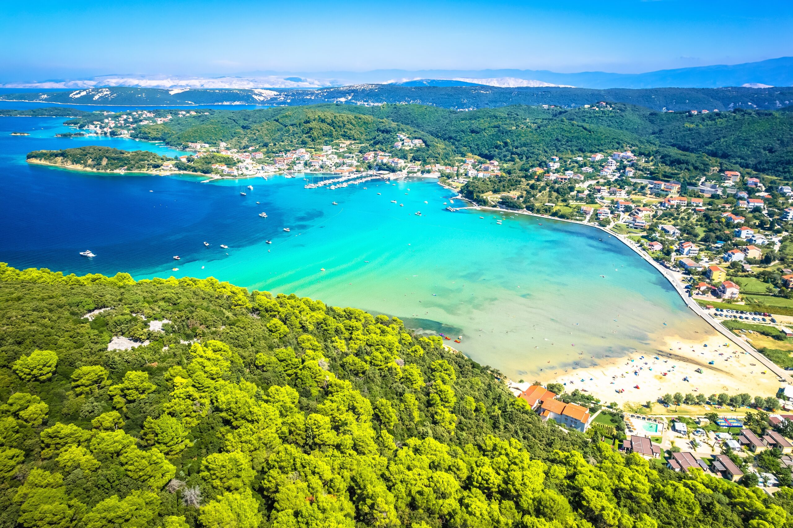 Island,Of,Rab,Idyllic,Turquoise,Bay,Near,Kampor,Aerial,View,