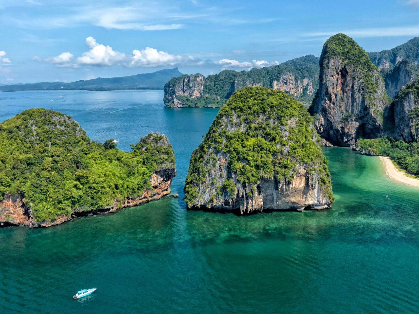 Thailand,,Krabi,Travel,And,Tourism.,Luxury,Holiday,At,The,Resort